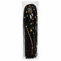 Codițe Negre cu Șuvițe Blonde și Accesorii Aurii